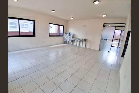 Apartamento para alugar com 70m², 2 quartos e 1 vaga