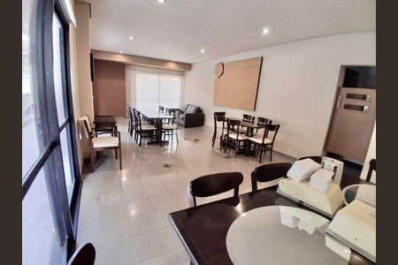 Apartamento para alugar com 70m², 2 quartos e 1 vaga