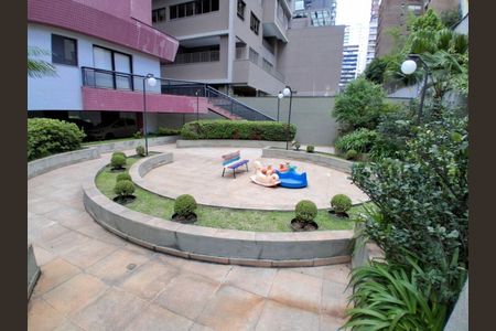 Apartamento para alugar com 70m², 2 quartos e 1 vaga