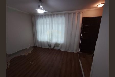 Casa à venda com 100m², 2 quartos e 1 vaga