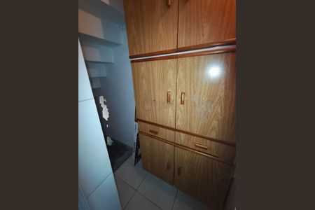 Casa à venda com 100m², 2 quartos e 1 vaga