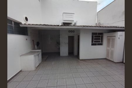 Casa à venda com 100m², 2 quartos e 1 vaga