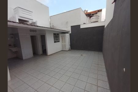 Casa à venda com 100m², 2 quartos e 1 vaga