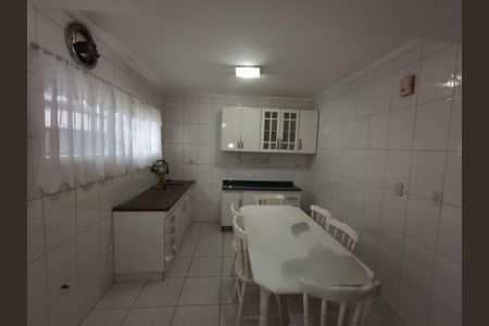 Casa à venda com 100m², 2 quartos e 1 vaga