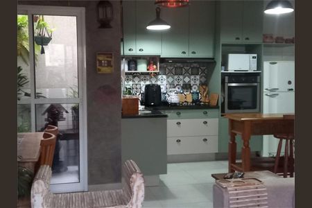 Casa à venda com 2 quartos, 154m² em Vila Santa Teresa, Santo André