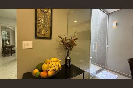 Casa à venda com 300m², 4 quartos e 5 vagas