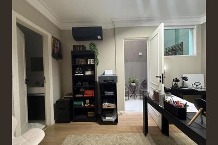 Casa à venda com 4 quartos, 300m² em Água Fria, São Paulo