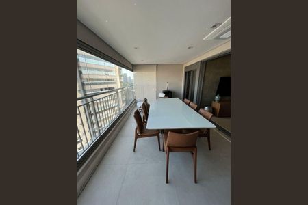 Apartamento para alugar com 161m², 3 quartos e 2 vagas