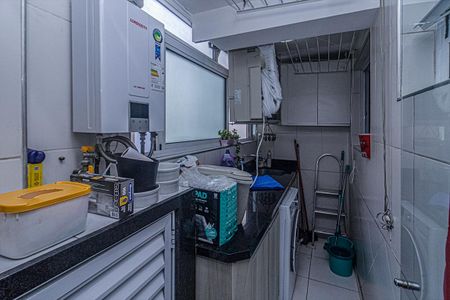 Apartamento à venda com 83m², 3 quartos e 1 vaga Apartamento à venda com 83m², 3 quartos e 1 vagaárea de serviço_1