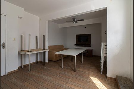 Apartamento à venda com 83m², 3 quartos e 1 vaga Apartamento à venda com 83m², 3 quartos e 1 vagaespaço gourmet_2