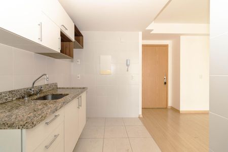 Cozinha de apartamento para alugar com 2 quartos, 75m² em Passo d’Areia, Porto Alegre