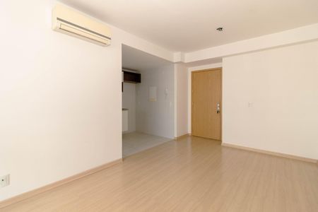 Apartamento para alugar com 75m², 2 quartos e 1 vagaSala