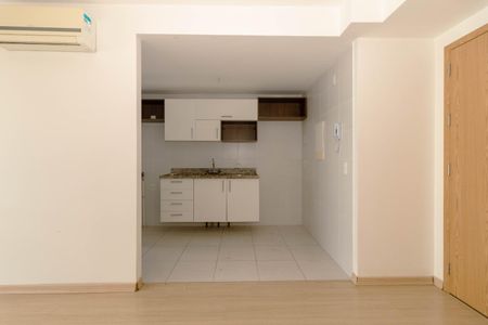 Apartamento para alugar com 75m², 2 quartos e 1 vagaSala