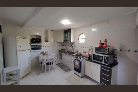 Casa à venda com 2 quartos, 91m² em Jardim Sertaozinho, São Paulo