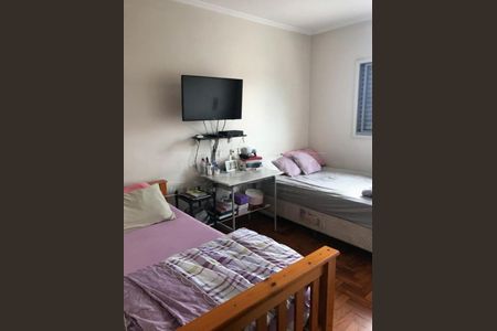 Casa à venda com 3 quartos, 132m² em Jardim Regis, São Paulo