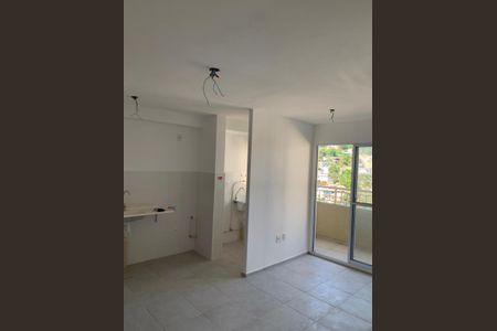 Sala de apartamento para alugar com 2 quartos, 46m² em Maria Paula, São Gonçalo