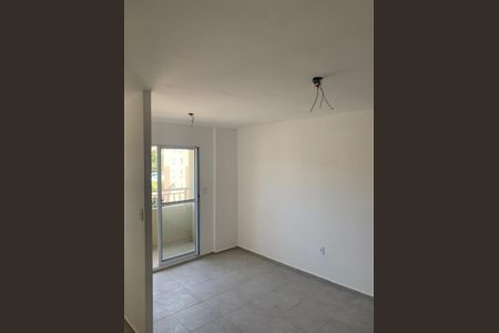 Sala de apartamento para alugar com 2 quartos, 46m² em Maria Paula, São Gonçalo