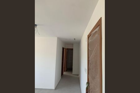 Sala de apartamento para alugar com 2 quartos, 46m² em Maria Paula, São Gonçalo