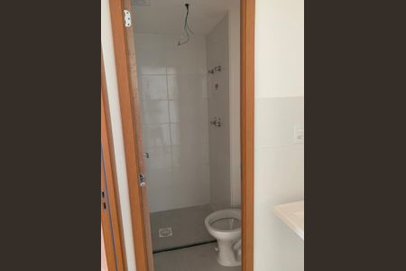 Apartamento para alugar com 46m², 2 quartos e sem vagaBanheiro