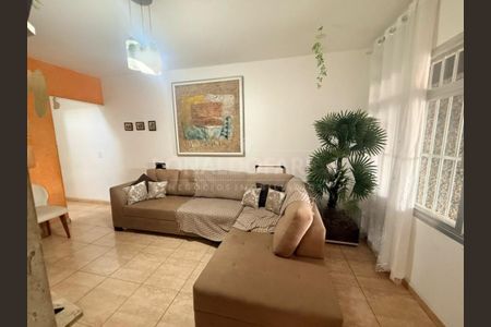 Casa à venda com 125m², 3 quartos e 2 vagas