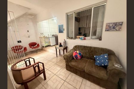 Casa à venda com 3 quartos, 125m² em Jardim Regis, São Paulo