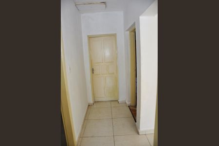 Casa para alugar com 70m², 2 quartos e sem vagaCorredor Quartos