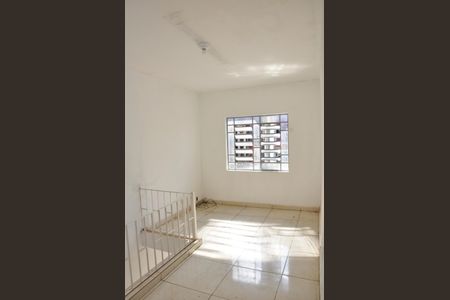 Casa para alugar com 70m², 2 quartos e sem vagaSala