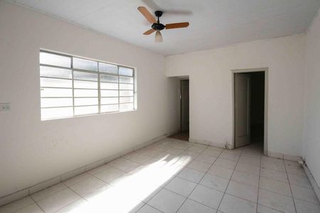 Sala de casa à venda com 2 quartos, 240m² em Quinta da Paineira, São Paulo