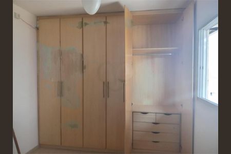 Casa à venda com 2 quartos, 98m² em Vila Marari, São Paulo