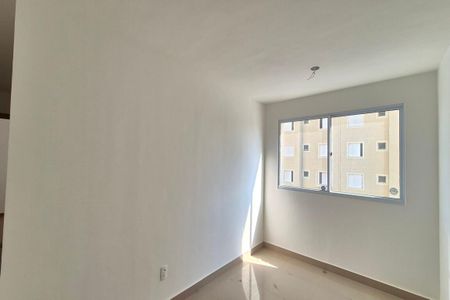 Sala de apartamento para alugar com 2 quartos, 44m² em Vila Satúrnia, Campinas