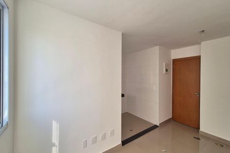 Sala de apartamento para alugar com 2 quartos, 44m² em Vila Satúrnia, Campinas