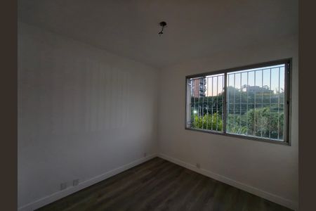 Apartamento para alugar com 72m², 2 quartos e 1 vaga