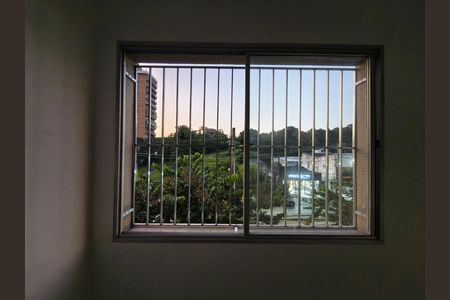 Apartamento para alugar com 72m², 2 quartos e 1 vaga