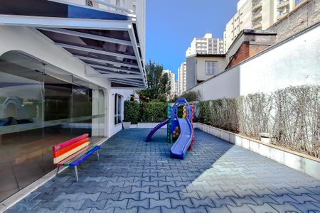 Apartamento para alugar com 84m², 2 quartos e 1 vaga Apartamento para alugar com 84m², 2 quartos e 1 vagaÁrea comum - Playground