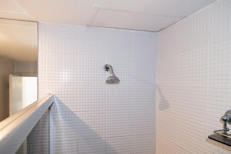 Apartamento à venda com 57m², 2 quartos e 1 vaga Apartamento à venda com 57m², 2 quartos e 1 vagaBanheiro