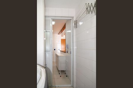 Apartamento à venda com 57m², 2 quartos e 1 vaga Apartamento à venda com 57m², 2 quartos e 1 vagaÁrea de Serviço