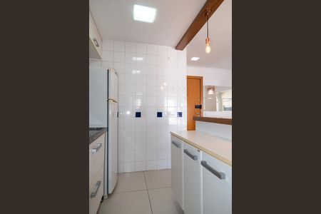 Apartamento à venda com 57m², 2 quartos e 1 vaga Apartamento à venda com 57m², 2 quartos e 1 vagaCozinha
