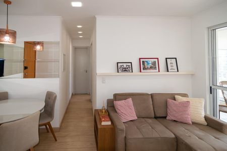Apartamento à venda com 57m², 2 quartos e 1 vaga Apartamento à venda com 57m², 2 quartos e 1 vagaSala