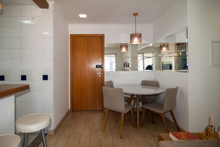 Sala de apartamento para alugar com 2 quartos, 57m² em Consolação, São Paulo