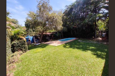 Casa à venda com 78m², 3 quartos e 5 vagas