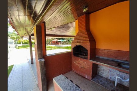 Casa à venda com 78m², 3 quartos e 5 vagas