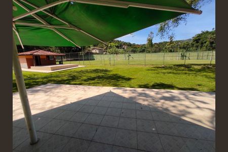 Casa à venda com 78m², 3 quartos e 5 vagas