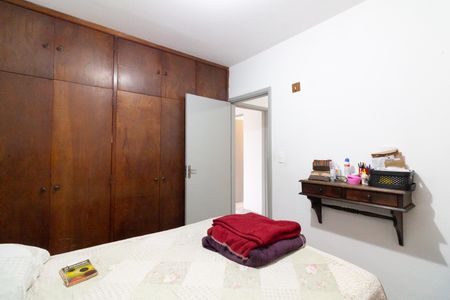 Quarto 1 de casa para alugar com 2 quartos, 118m² em Rio Pequeno, São Paulo