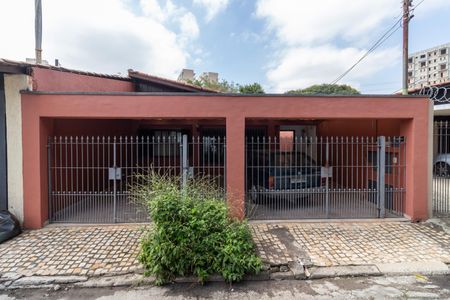 Casa para alugar com 118m², 2 quartos e 3 vagasFachada