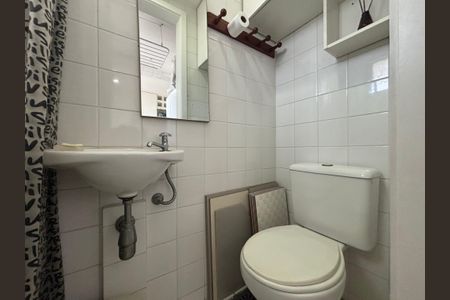 Apartamento à venda com 87m², 3 quartos e 1 vagaÁrea de serviço - banheiro