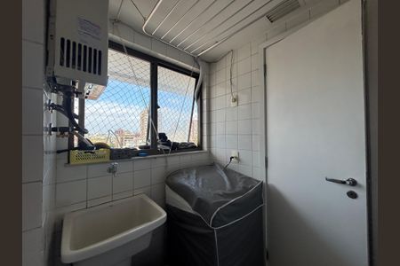 Apartamento à venda com 87m², 3 quartos e 1 vagaÁrea de serviço