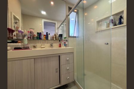 Apartamento à venda com 87m², 3 quartos e 1 vagaSuíte - banheiro