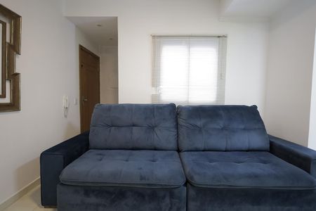 Apartamento para alugar com 83m², 2 quartos e 1 vagaSala