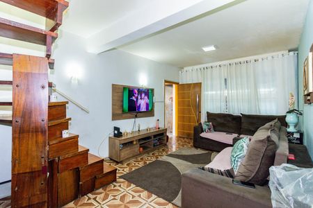 Casa à venda com 175m², 6 quartos e 2 vagasSala