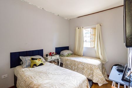 Casa à venda com 175m², 6 quartos e 2 vagasQuarto 4